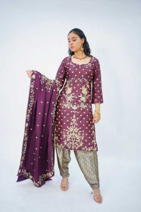 Zardozi Embroidered Silk Kurta